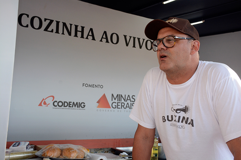Márcio Silva, de São Paulo, dono do Buzina, um dos primeiros Food Trucks do Brasil